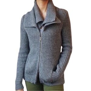 J. Crew Wool and Alpaca Blend Women’s Sweater Cardigan Size Small